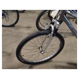 Schwinn Trailway 28" Trail Bike 18" Silver Frame