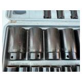 Chrome Vanadium Socket Set - 3/8 and 1/2 Drive - Metric 7-32mm in Case