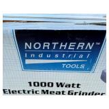 Northern Industrial Tools 1000W Electric Meat Grinder & Eastman Outdoors Jerky & Sausage Maker Kit