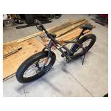 Northrock H2 Aluminum Mountain Bike - Shimano Altus Drivetrain & Disc Brakes - Bike Only