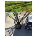 BlackOut 12-Sided Archery Targets (2) & Quest Neon Arrows