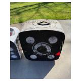 BlackOut 12-Sided Archery Targets (2) & Quest Neon Arrows