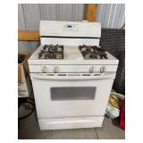 Whirlpool Four-Burner Gas Range with Self-Cleaning Oven - Super Capacity 465