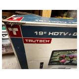 TruTech 19" HDTV & DVD & PC Monitor - 3-In-1 LCD Display