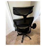 XXISHE Ergonomic Mesh-Back Office Chair with Integrated Headrest - arm needs to be adjusted and pulled down