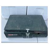 Coleman Dual Fuel CampStove 424 & Igloo Polar Six Cooler (Lot of 2)