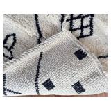 Vintage Handwoven Moroccan Berber Wool Rug 9