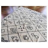Vintage Handwoven Moroccan Berber Wool Rug 9