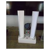 Elecronic light bar with remote. As shown. CASH ON SITE ONLY. PICKUP IS MONDAY MAY 11TH FROM 11 AM TO 4 PM. REGARDLESS WHAT THE SCHEDULE STATES.