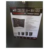 Winchester brand new safe without combo or keys. Appears to be a 26 gun. As is. CASH ON SITE ONLY. PICKUP IS MONDAY MAY 11TH FROM 11 AM TO 4 PM. REGARDLESS WHAT THE SCHEDULE STATES.