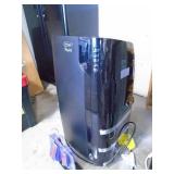 Delongi portable ac unit. Approx 8000 btu? As shown. CASH ON SITE ONLY. PICKUP IS MONDAY MAY 11TH FROM 11 AM TO 4 PM. REGARDLESS WHAT THE SCHEDULE STATES.