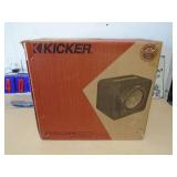 Kicker sub speaker. New in the box. As shown. CASH ON SITE ONLY. PICKUP IS MONDAY MAY 11TH FROM 11 AM TO 4 PM. REGARDLESS WHAT THE SCHEDULE STATES.