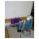 Dolphin themed lava lamp. As shown. CASH ON SITE ONLY. PICKUP IS MONDAY MAY 11TH FROM 11 AM TO 4 PM. REGARDLESS WHAT THE SCHEDULE STATES.