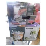 GE profile large ice maker. As shown. Appeasr new in the box. CASH ON SITE ONLY. PICKUP IS MONDAY MAY 11TH FROM 11 AM TO 4 PM. REGARDLESS WHAT THE SCHEDULE STATES.