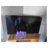 42 inch Samsung flat screen tv. Remote possible but not guaranteed. As shown. CASH ON SITE ONLY. PICKUP IS MONDAY MAY 11TH FROM 11 AM TO 4 PM. REGARDLESS WHAT THE SCHEDULE STATES.