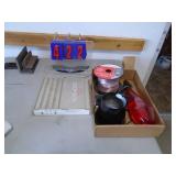 Flat of misc with Kenwood light with lava light. As shown.CASH ON SITE ONLY. PICKUP IS MONDAY MAY 11TH FROM 11 AM TO 4 PM. REGARDLESS WHAT THE SCHEDULE STATES.