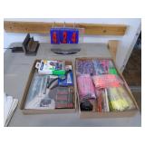2 flats of misc pens. As shown. CASH ON SITE ONLY. PICKUP IS MONDAY MAY 11TH FROM 11 AM TO 4 PM. REGARDLESS WHAT THE SCHEDULE STATES.