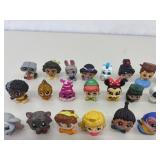 LARGE Lot of Over 100 Disney Doorables