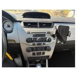 2011 FORD FOCUS SEL *No Accidents Reported* (NO RESERVE)