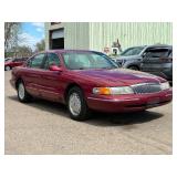 1995 LINCOLN CONTINENTAL *92k Miles | No Accidents Reported* (NO RESERVE)