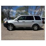 2004 HONDA PILOT EX *No Accidents Reported | 2 Owner | All Wheel Drive | 102k Miles* (NO RESERVE)