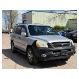 2004 HONDA PILOT EX *No Accidents Reported | 2 Owner | All Wheel Drive | 102k Miles* (NO RESERVE)