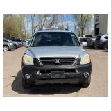 2004 HONDA PILOT EX *No Accidents Reported | 2 Owner | All Wheel Drive | 102k Miles* (NO RESERVE)