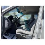 2004 HONDA PILOT EX *No Accidents Reported | 2 Owner | All Wheel Drive | 102k Miles* (NO RESERVE)