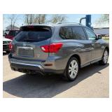 2018 NISSAN PATHFINDER SL *4x4 | No Accidents Reported* (NO RESERVE)
