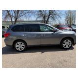 2018 NISSAN PATHFINDER SL *4x4 | No Accidents Reported* (NO RESERVE)