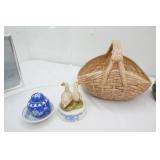 Vintage Ceramic & Porcelain Collectibles, Figurines, Music Boxes