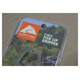 Ozark Trail 8" Fish Lip Gripper