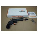 NEW Taurus M44 Tracker .44 Magnum/.44 Spl Double-Action Revolver - 4" Barrel