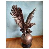 Huge Eagle Statue - AWESOME!