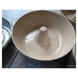 Large Bakeware Lot