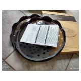 Pampered Chef Simple Slicer (NIB) & Microwave Chip Maker
