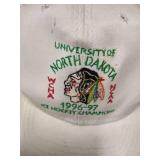 Fighting Sioux Lot - Slippers & Champions Cap