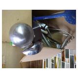 Miscellaneous Kitchen Tools Lot