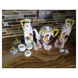 Lot of Kitchen Decor