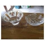 (2) Beautiful Glass Bowls - Vintage Fleur de Lis