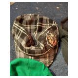 (6) Ball Caps - (5) Sioux & (1) Blackhawks