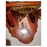 Vintage Dutch Zaanse Wall Clock “Nu Elck Syn Sin” Alma – Hermle Movement – Holland