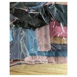 6 Bras, Women