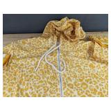 Yellow Jogging Set Zip-Up Hoodie & Elastic Waist Bell-Bottom Pants Women