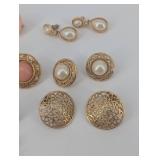 Vintage Gold Tone Pearl and Filigree Jewelry Set - Monogram M Drops
