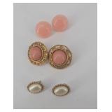 Vintage Gold Tone Pearl and Filigree Jewelry Set - Monogram M Drops