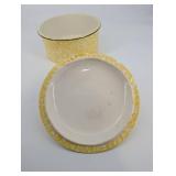 Stangl, Spongeware Pottery covered Casserole Dish