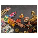 Minnesota Gophers Pins & Patches Assorted Lot - Alumni Logos & Bowl Badges