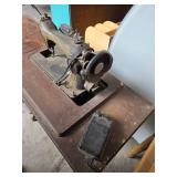 Singer Sewing Machine with Table