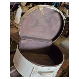 White Vintage Hat Box with Leather Straps and Handle